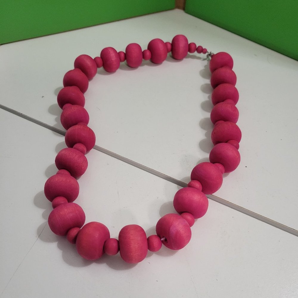 Vintage Hot Pink Wooden Bobbles Necklace
